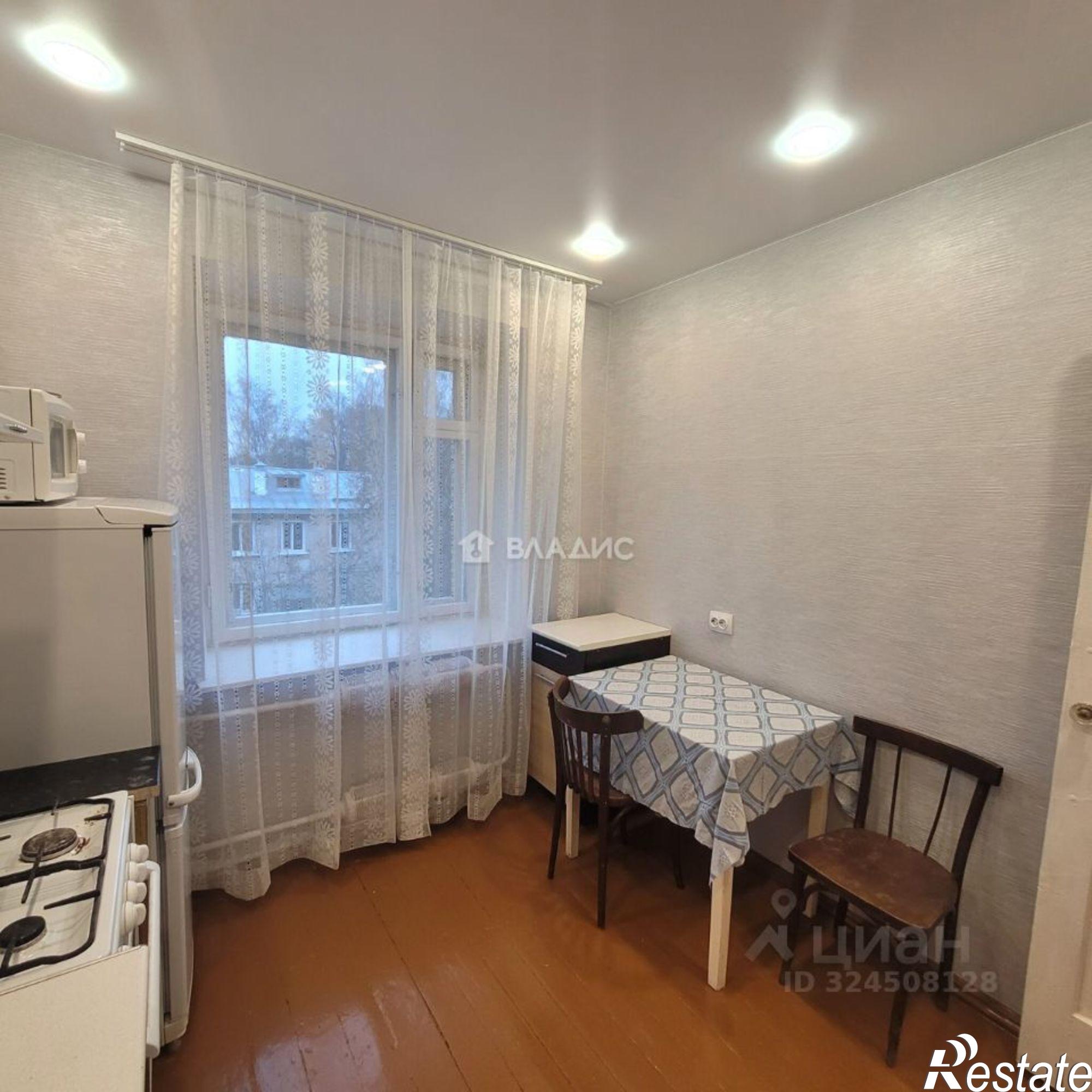 Сдать квартиру за 20 000 рублей на ул Сурикова, 15