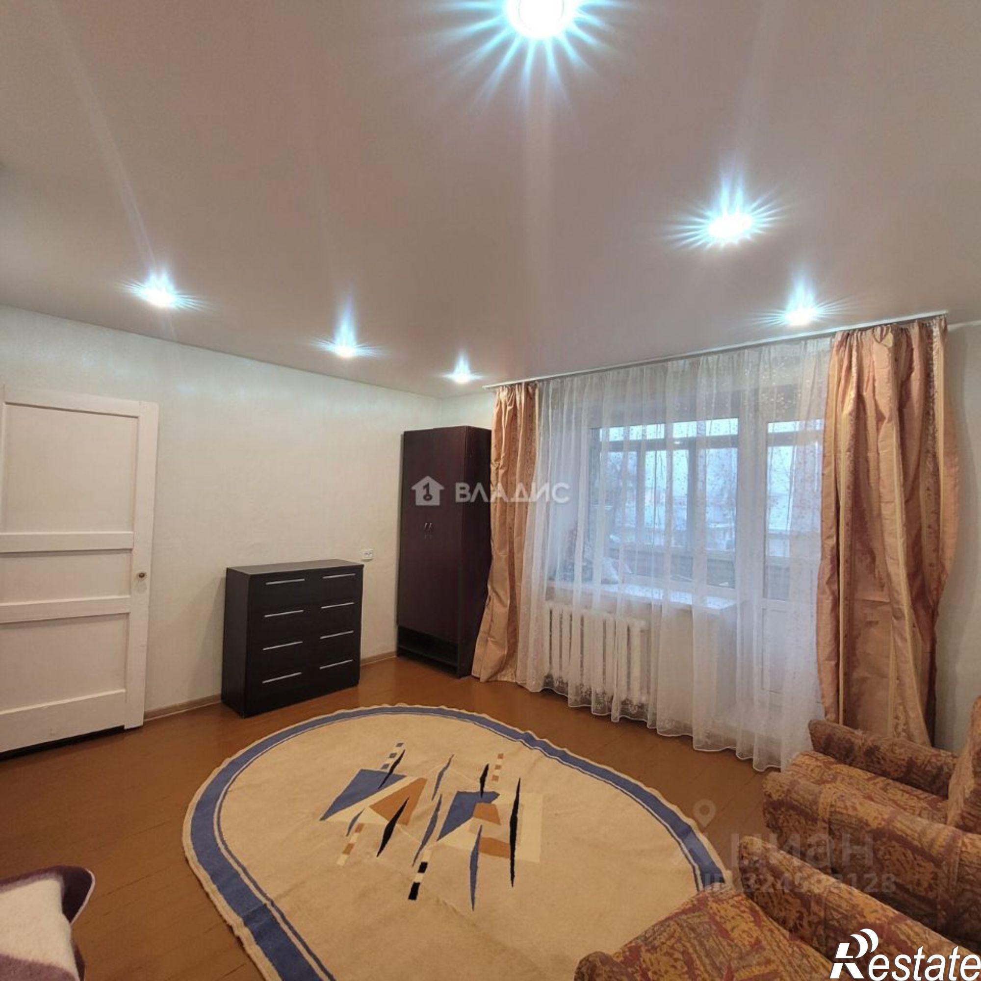 Сдать квартиру за 20 000 рублей на ул Сурикова, 15