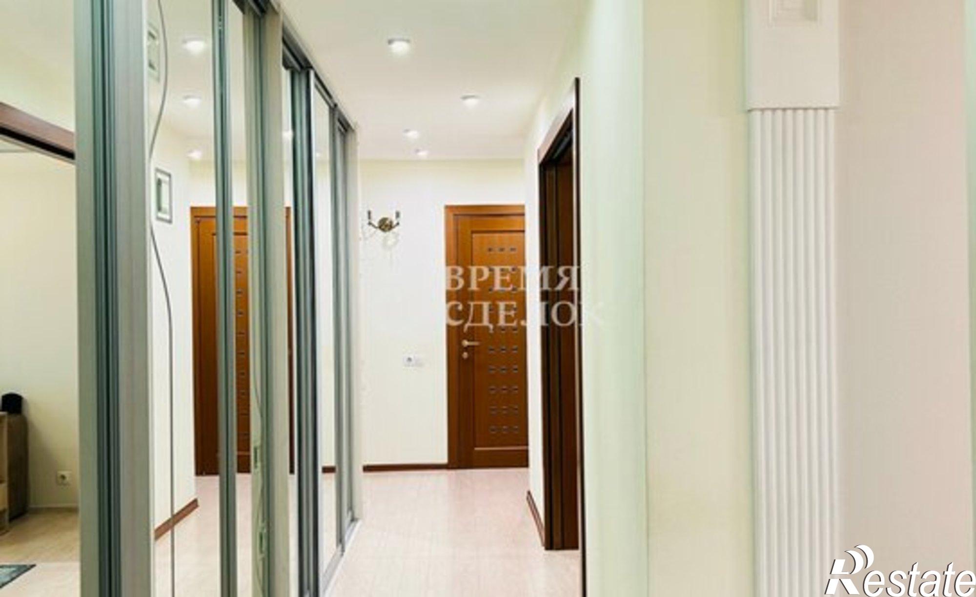 Купить квартиру за 10 800 000 рублей на проспект Ленина, 44