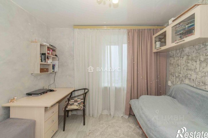 3-комн квартира пр-кт Строителей, 40,  д. 40