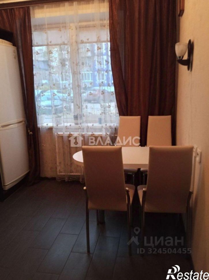 3-комн квартира ул Комиссарова, 1А,  д. 1А