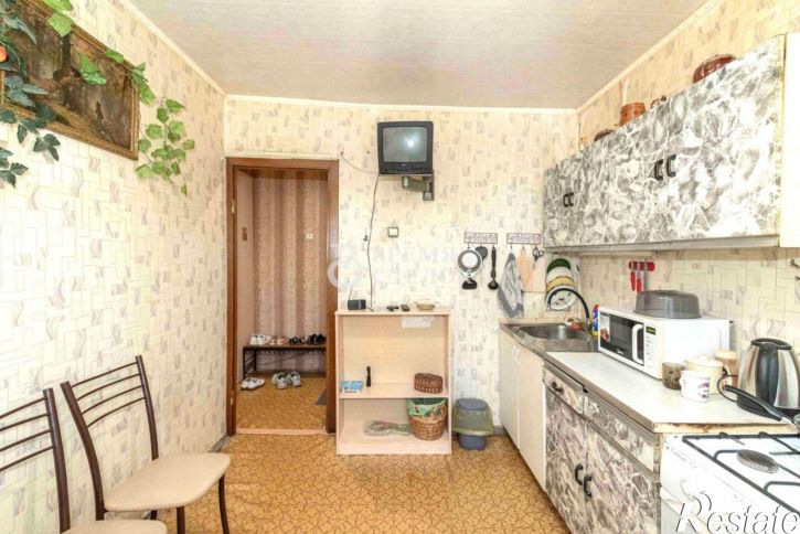 3-комн квартира улица Комиссарова, 2,  д. 2