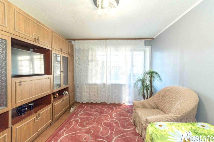 3-комн квартира улица Комиссарова, 2,  д. 2