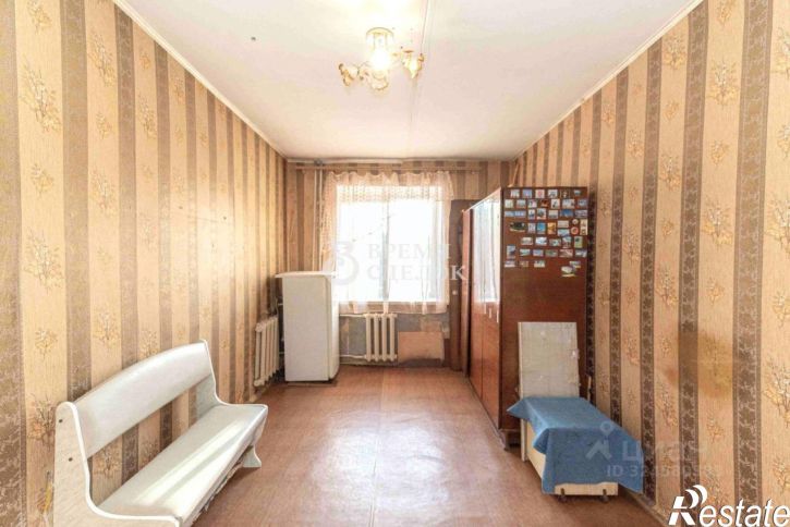 3-комн квартира улица Комиссарова, 2,  д. 2