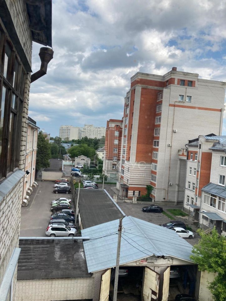 2-комн квартира ул Разина, 12А