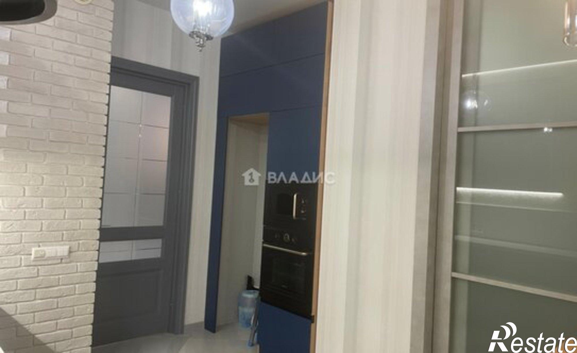 Купить квартиру за 14 500 000 рублей на улица Крайнова, 3