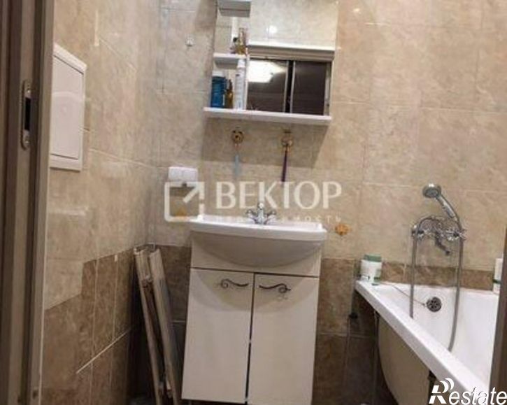 1-комн квартира улица Институтский городок, 13,  д. 13