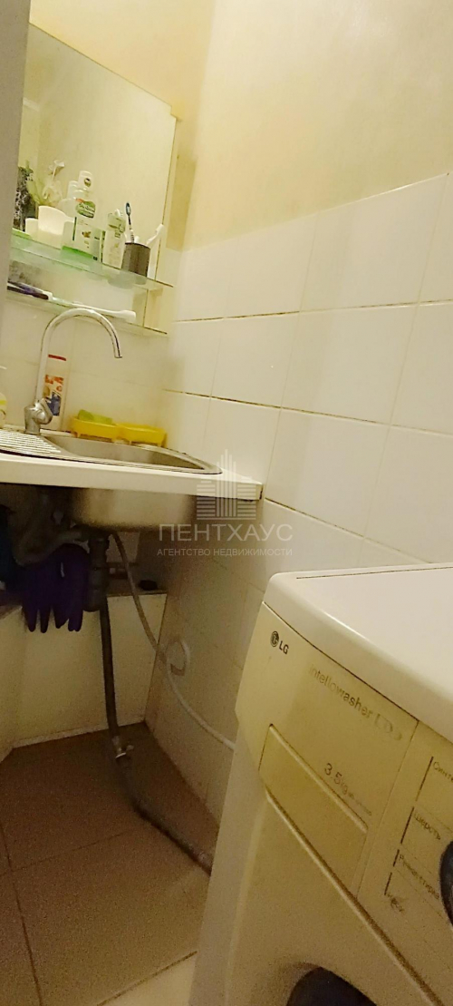 Продажа комнаты ул Белоконской, 10