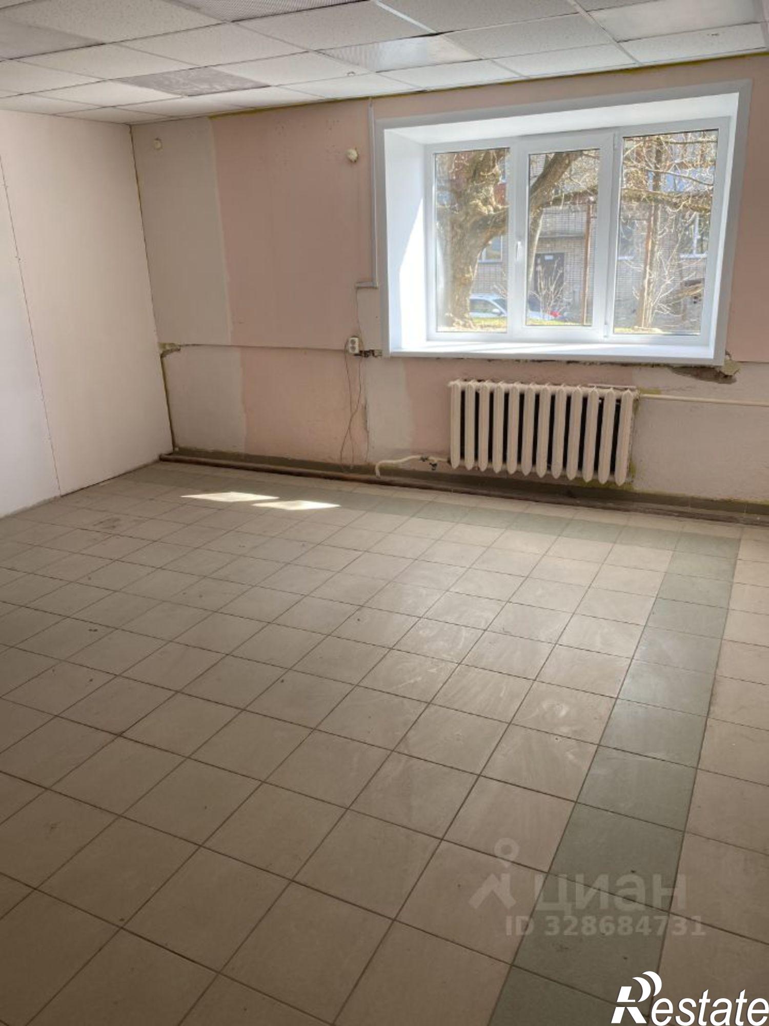 Купить торговое помещение за 23 400 100 рублей на ул Доватора, 2