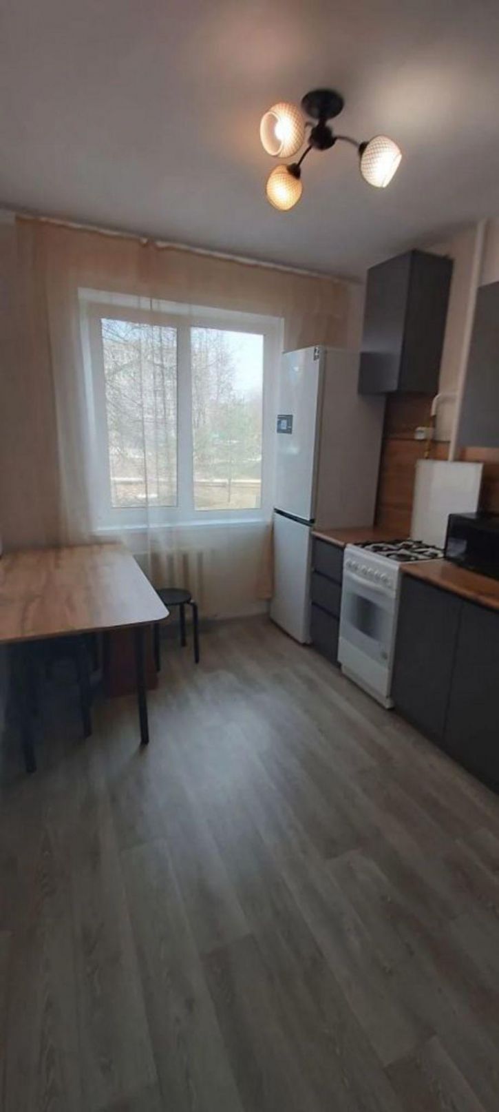 3-комн квартира Жуковского ул, 20