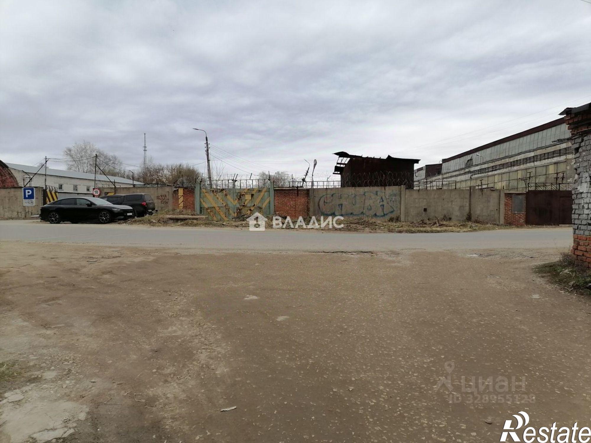 Купить гараж, место в паркинге за 720 000 рублей на ул Почаевский Овраг