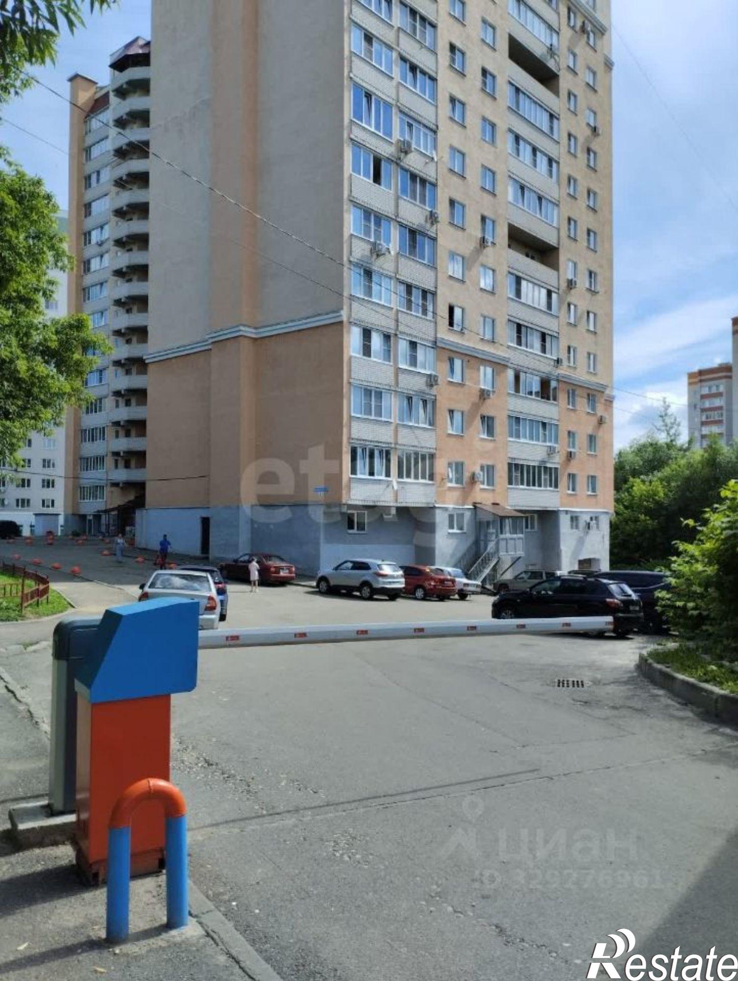 Купить гараж, место в паркинге за 2 000 010 рублей на ул Университетская, 11