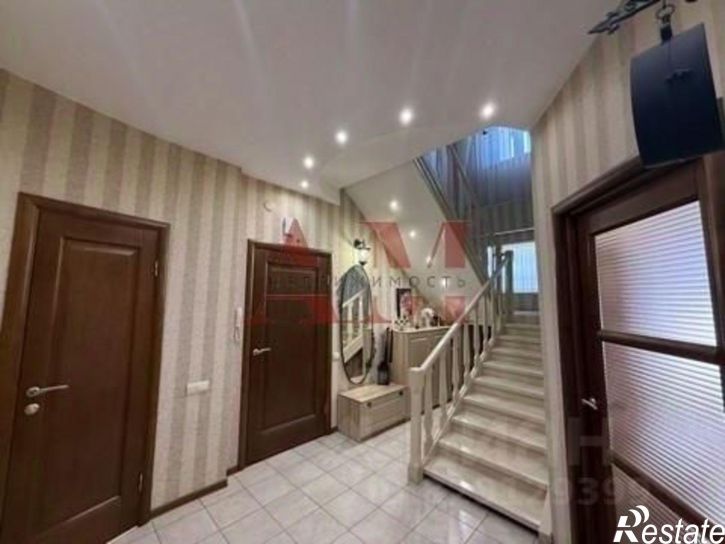 5-комн квартира ул Фейгина, 11,  д. 11
