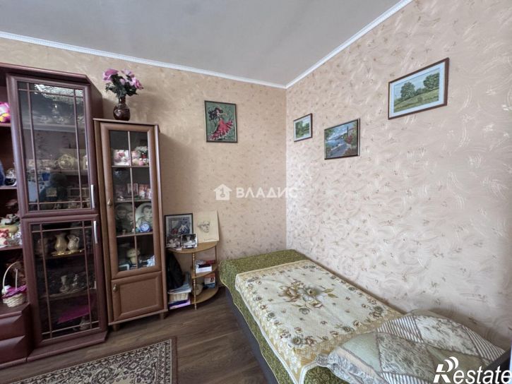 1-комн квартира улица Институтский городок, 15,  д. 15