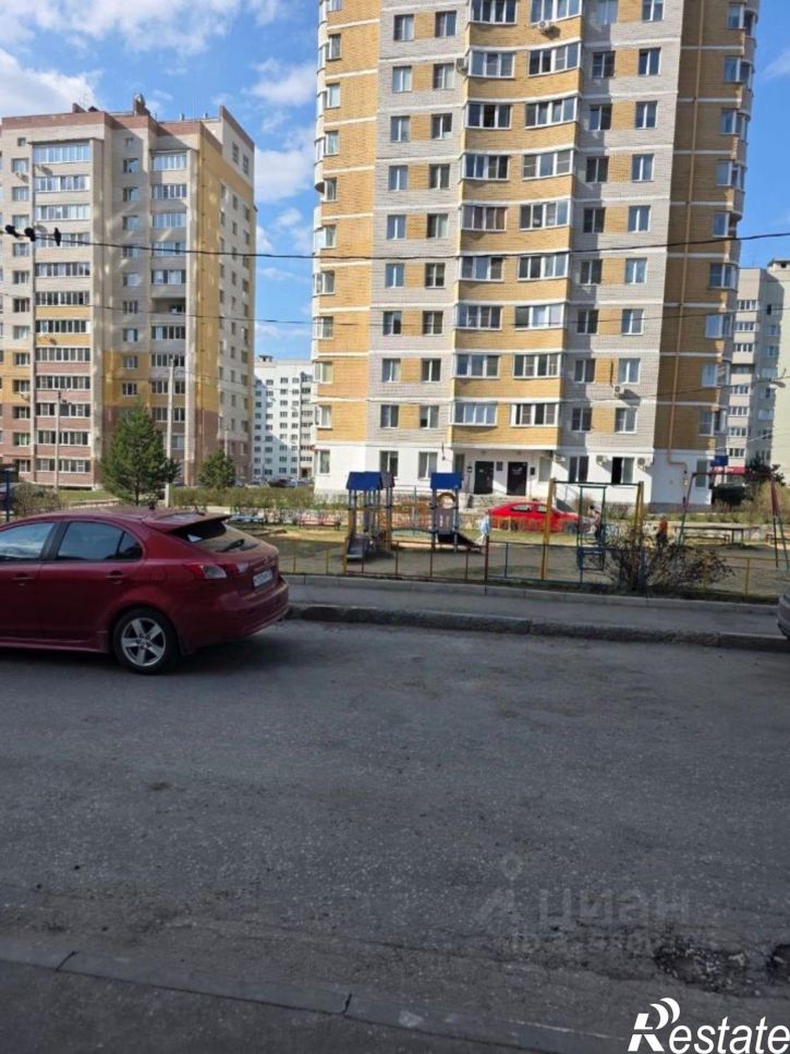 1-комн квартира улица Институтский городок, 13,  д. 13