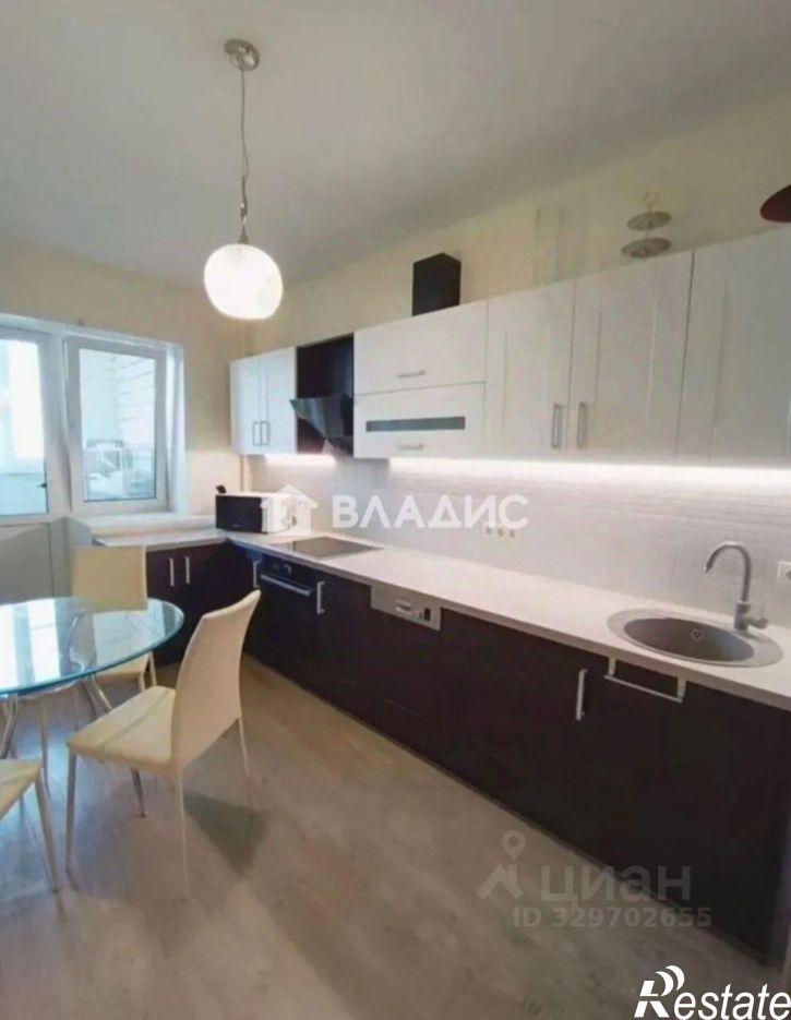 3-комн квартира ул Диктора Левитана, 4Г,  д. 4Г