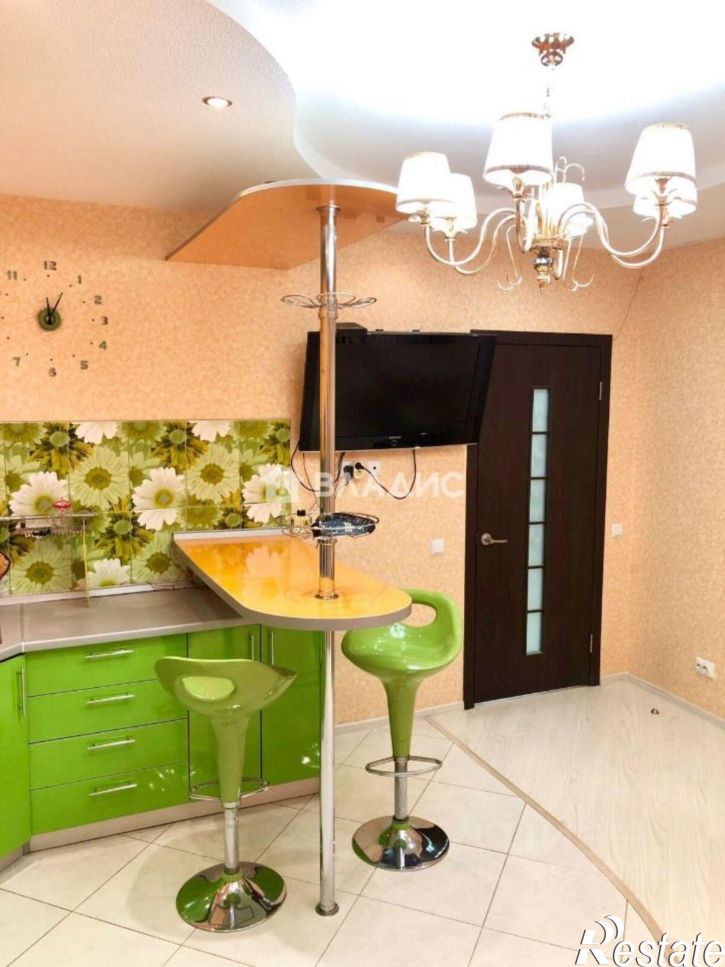 2-комн квартира Славная улица, 15,  д. 15