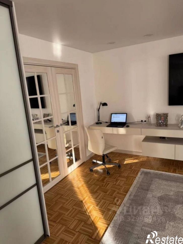 5-комн квартира ул Василисина, 8б,  д. 8б
