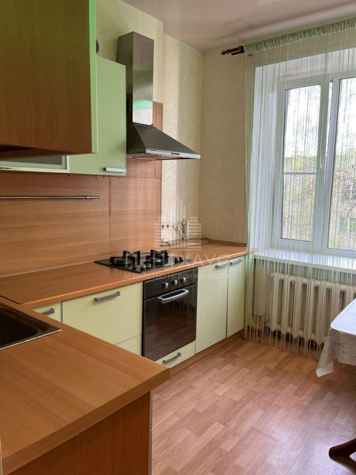 2-комн квартира Стрелецкий г-к, 49