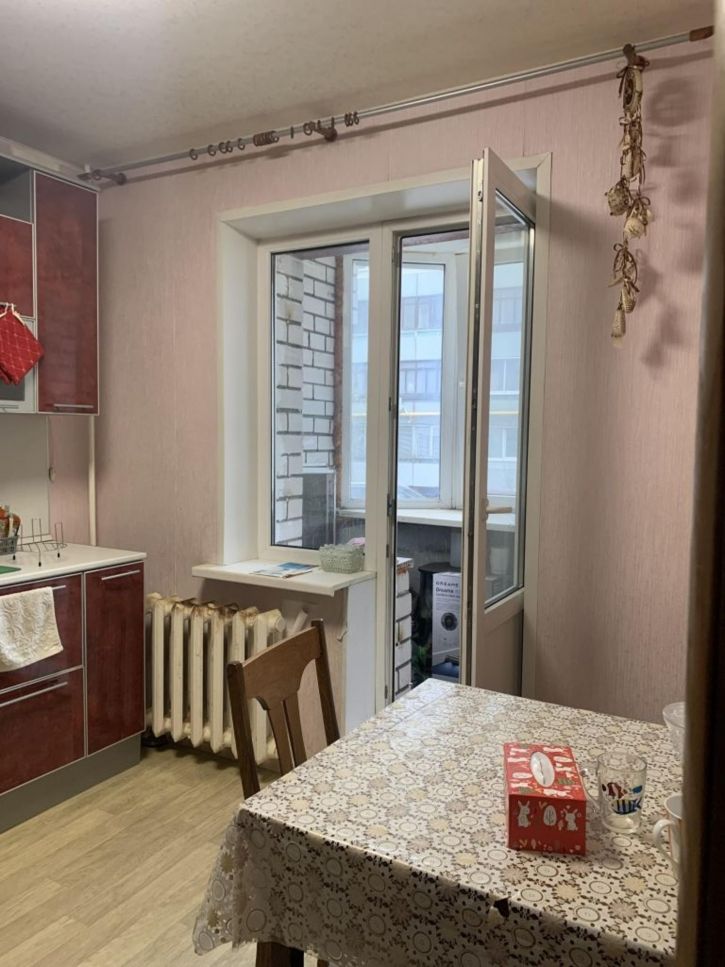 Комната Безыменского ул, 9Д