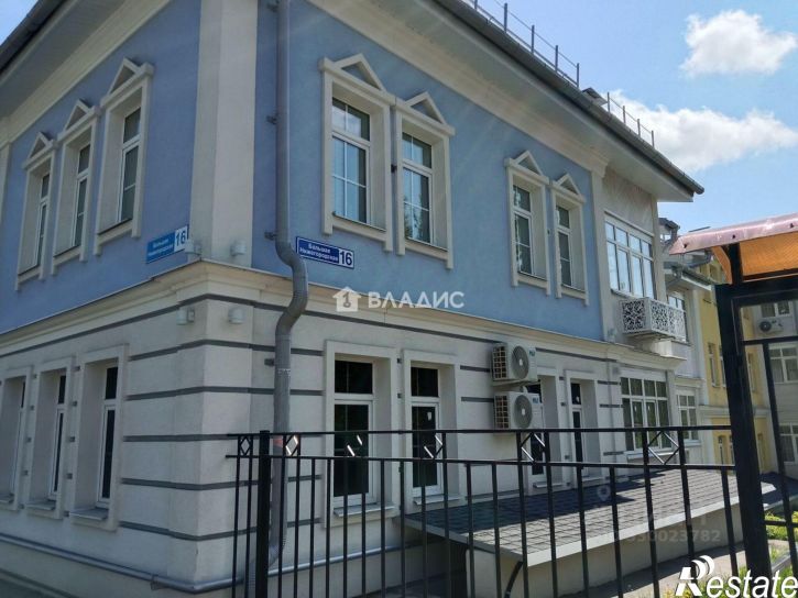 3-комн квартира Большая Нижегородская улица, 16,  д. 16