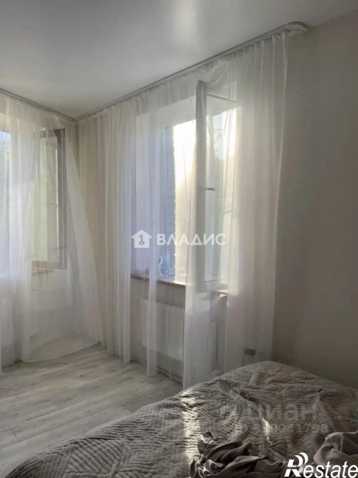2-комн квартира Учительская улица, 7,  д. 7