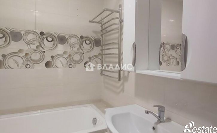 2-комн квартира проспект Строителей, 15Е,  д. 15Е