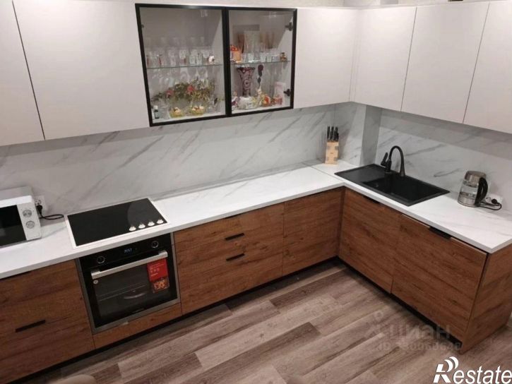 3-комн квартира пр-кт Строителей, 9а,  д. 9а