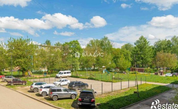 1-комн квартира улица Комиссарова, 47,  д. 47