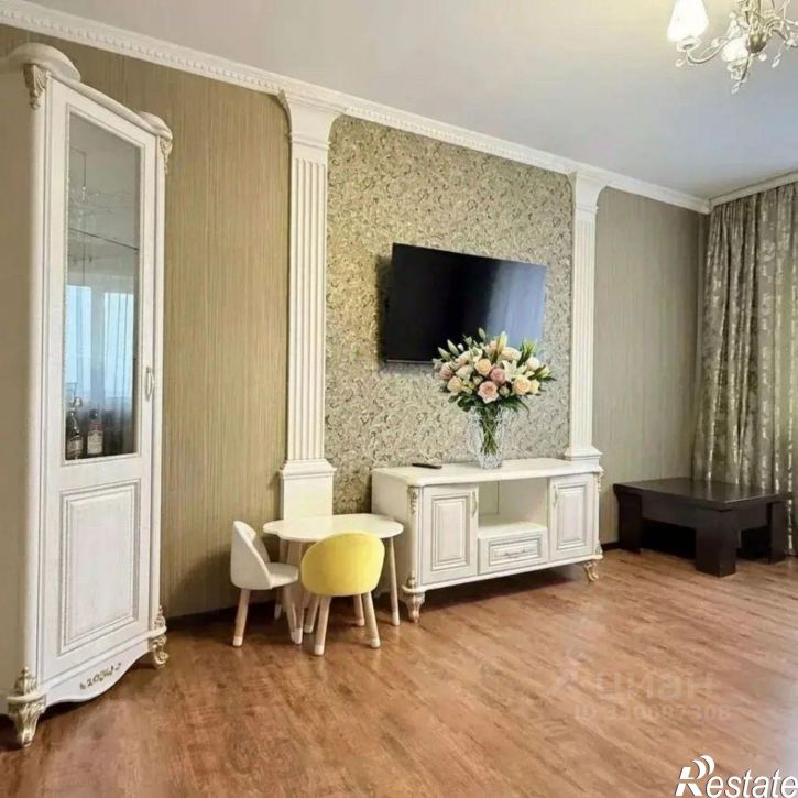 3-комн квартира улица Соколова-Соколёнка, 11Б,  д. 11Б