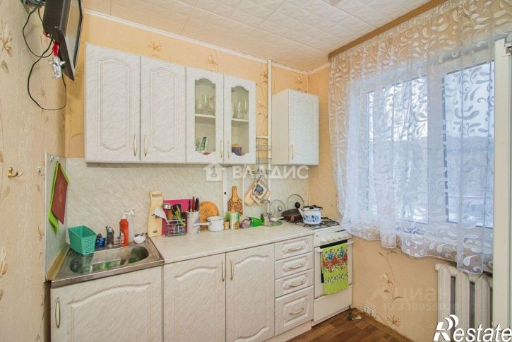 3-комн квартира проспект Строителей, 4,  д. 4
