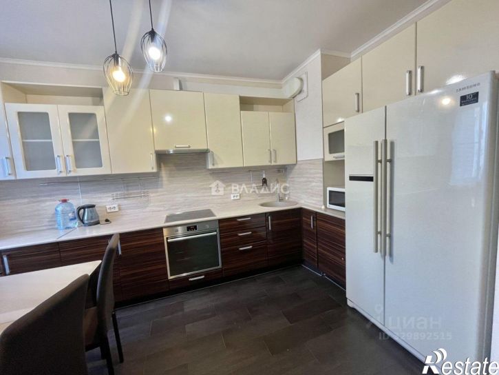 3-комн квартира ул Гвардейская, 15,  д. 15