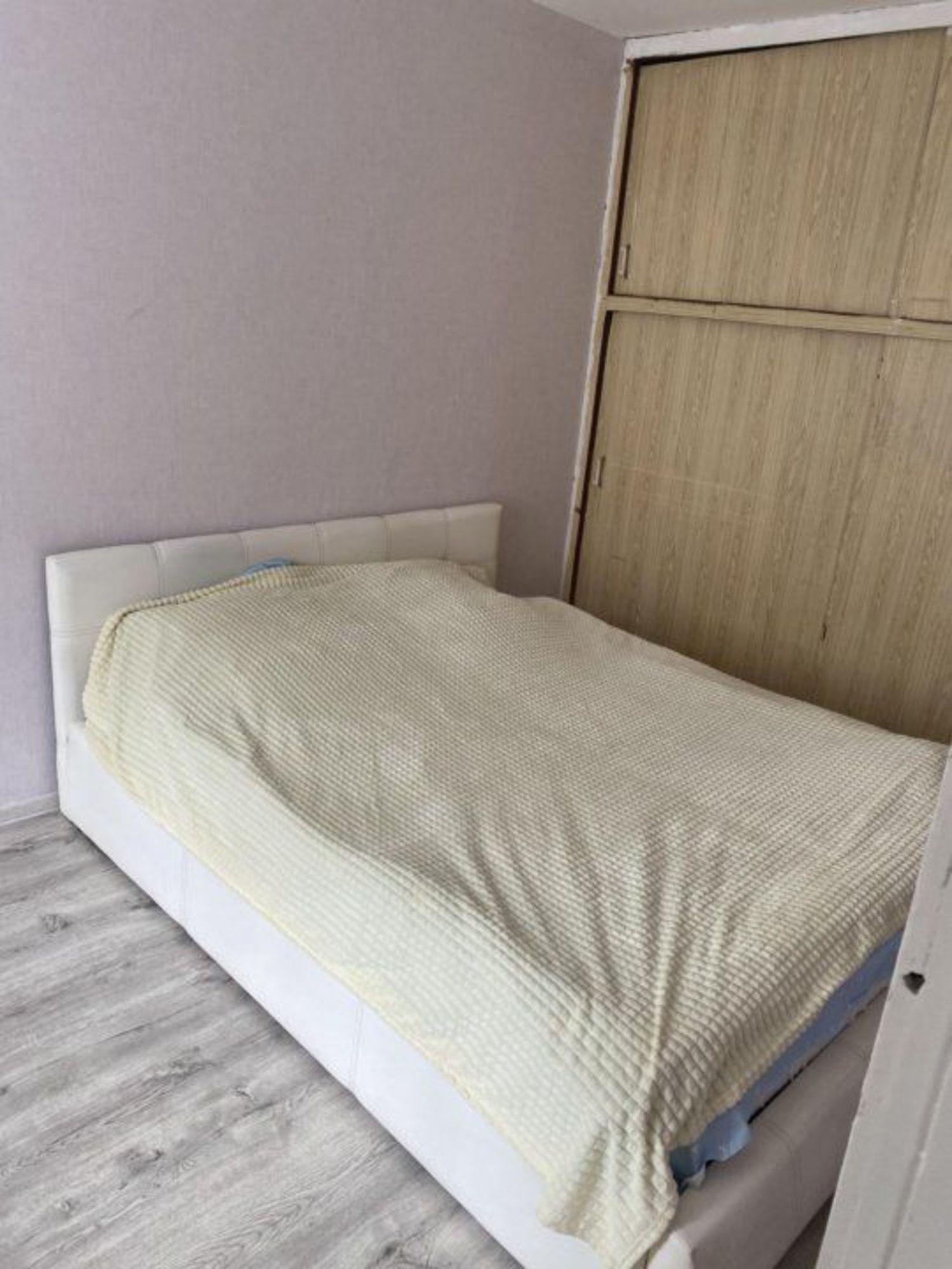 Сдать квартиру за 29 000 рублей на Растопчина ул, 3
