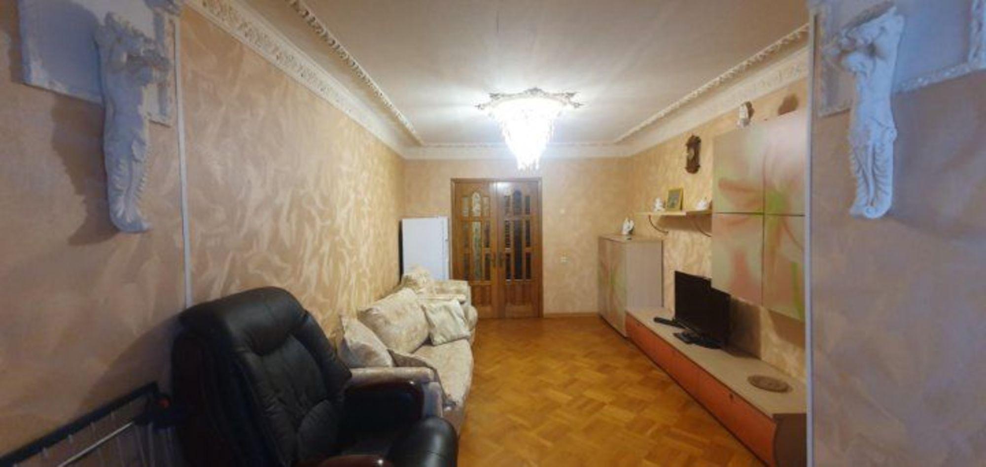 Сдать квартиру за 31 000 рублей на Комиссарова ул, 18