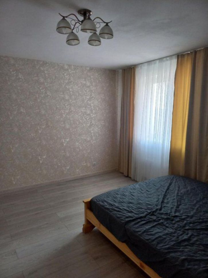 2-комн квартира Студенческая ул, 16Д
