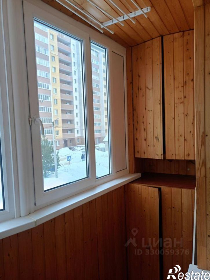 1-комн квартира улица Институтский городок, 15,  д. 15