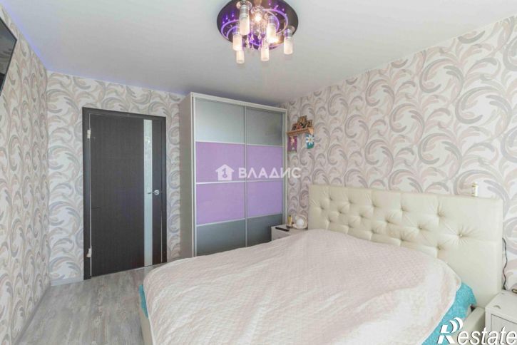 3-комн квартира улица Безыменского, 11Б,  д. 11Б