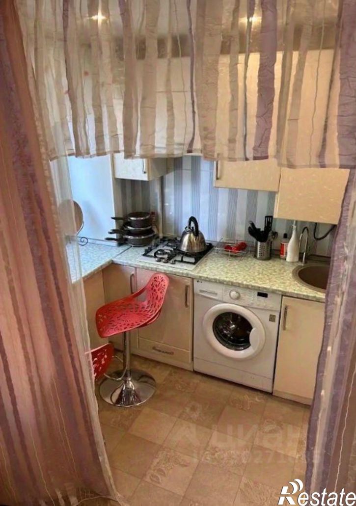 3-комн квартира пр-д Лакина, 8,  д. 8