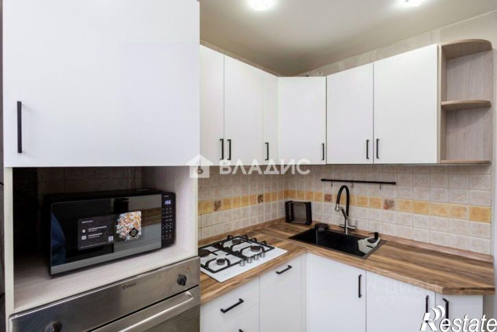 3-комн квартира Тракторная улица, 14,  д. 14