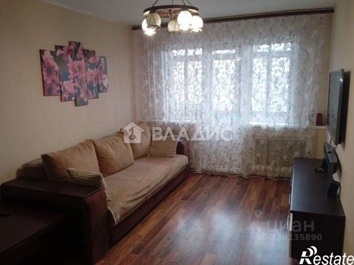 3-комн квартира Тракторная улица, 14,  д. 14