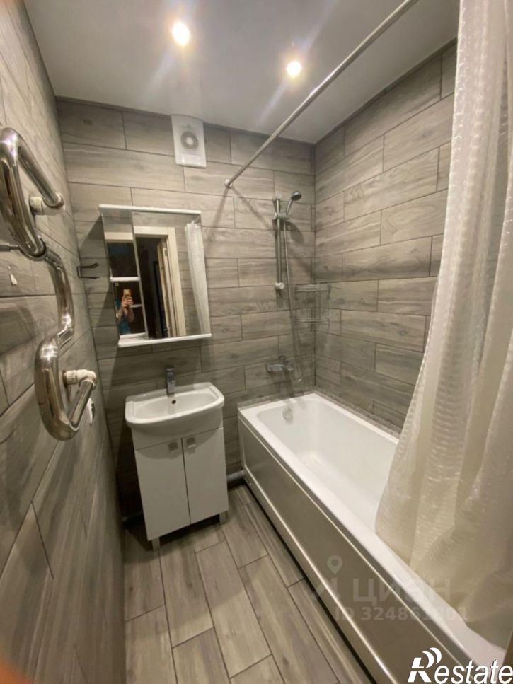 2-комн квартира ул Новгородская, 30 1,  д. 30 1,  к. 1
