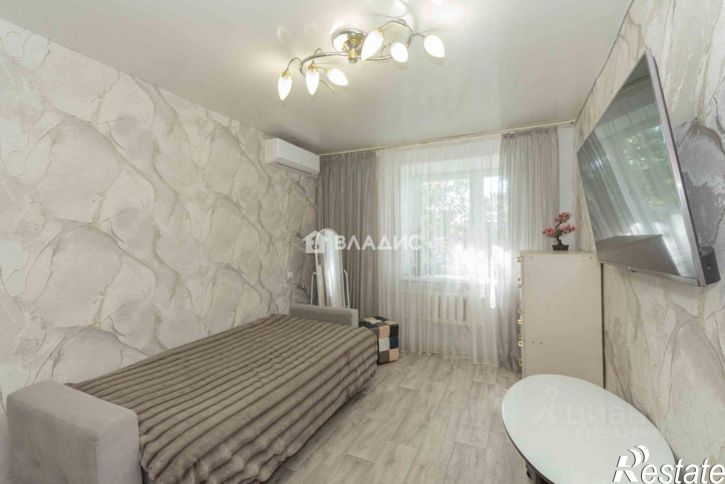 2-комн квартира Институтский г-к, 14,  д. 14