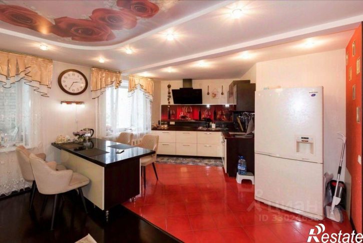 3-комн квартира ул Мира, 2,  д. 2