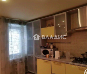 2-комн, 80кв м, этаж 3/7 ул Безыменского, 26а