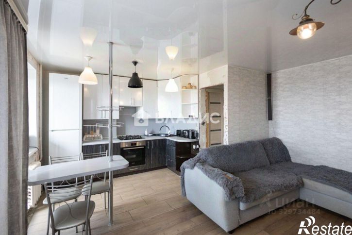 3-комн квартира ул Балакирева, 26а,  д. 26а