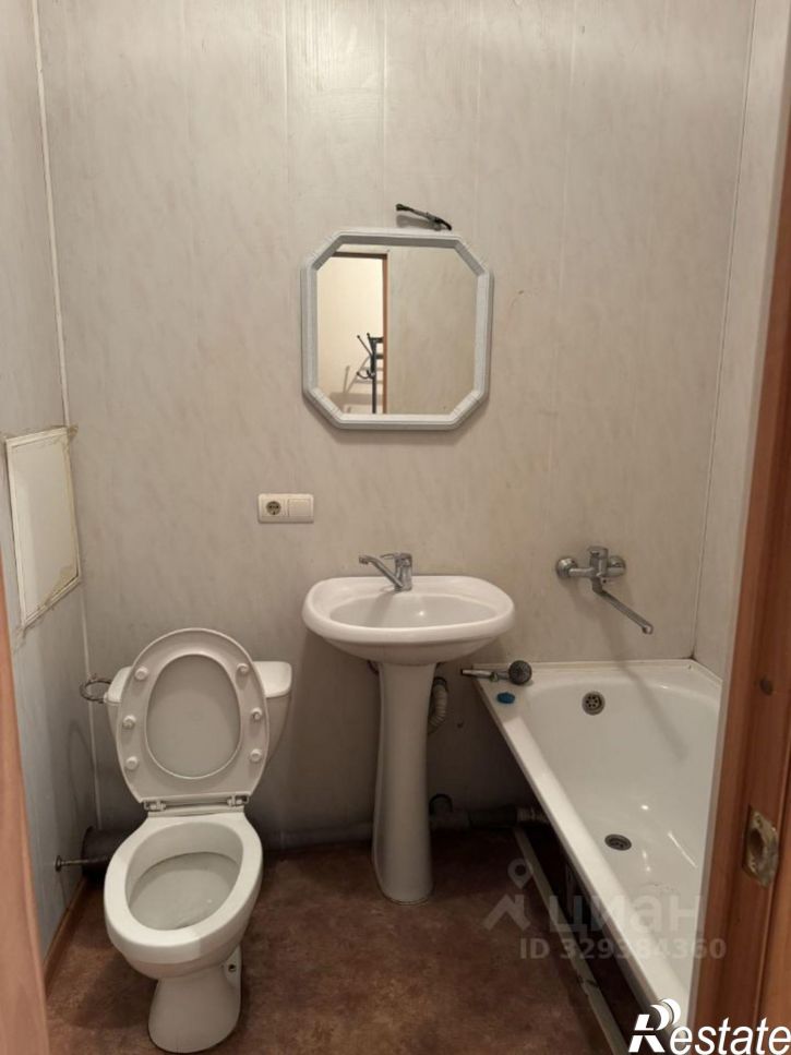 2-комн квартира улица Кирова, 18,  д. 18