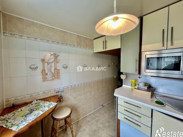 4-комн квартира улица Полины Осипенко, 33,  д. 33
