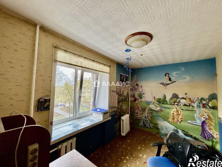 4-комн квартира улица Полины Осипенко, 33,  д. 33