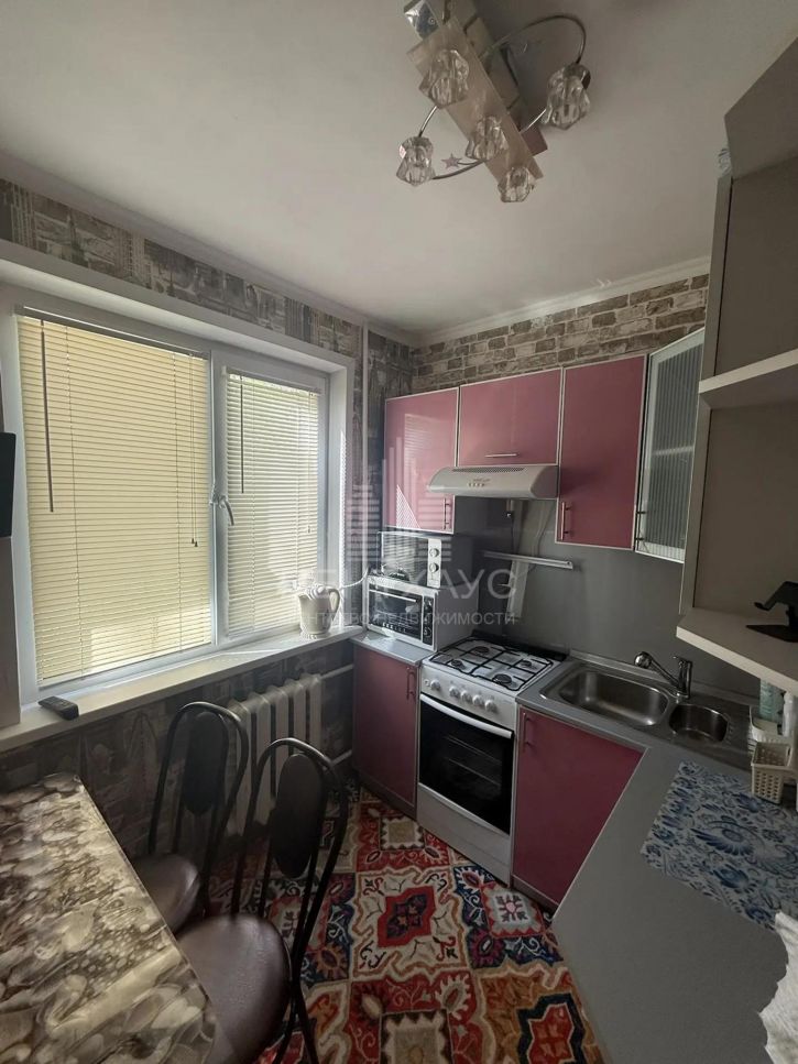 1-комн квартира ул Комиссарова, 47