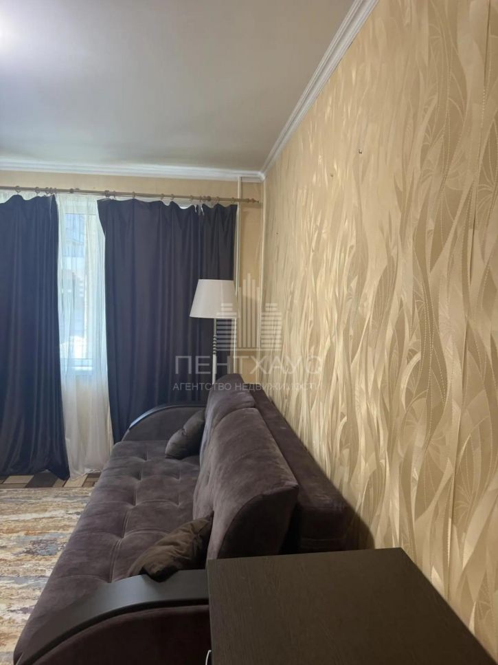 1-комн квартира ул Комиссарова, 47